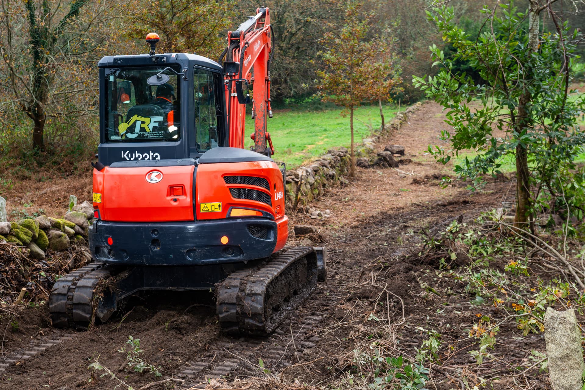 Acondicionamiento de tierras en Pontevedra