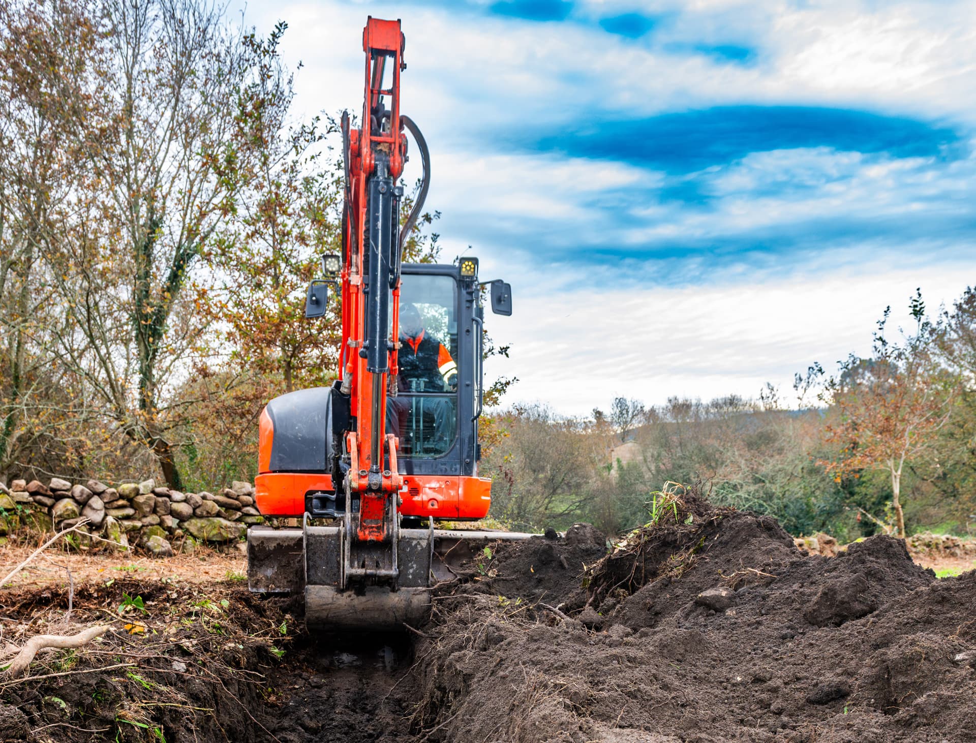  ¿Necesitas nuestros servicios de excavaciones?