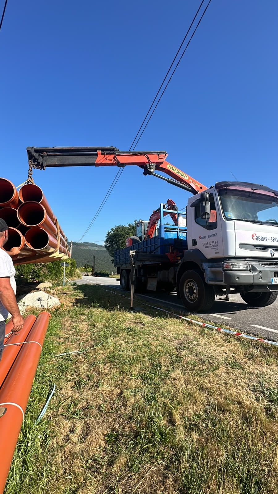 Nuevo servicio de camión grúa con basculante en Pontevedra